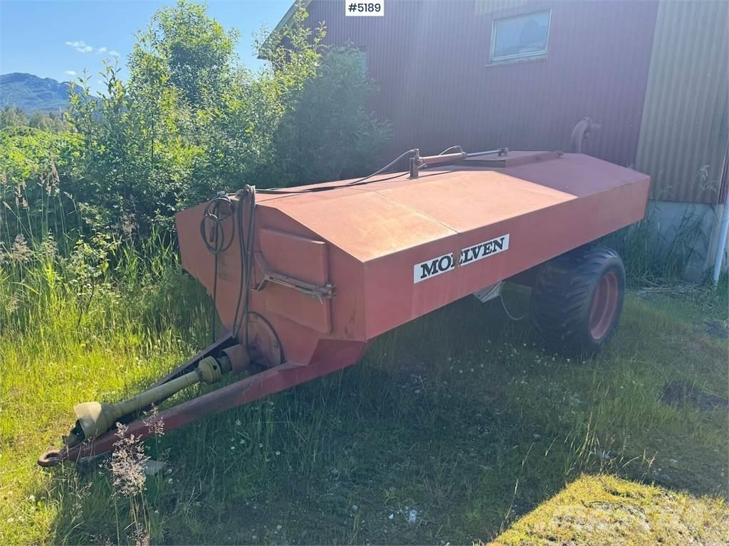 Moelven 606 Mechanické sejačky