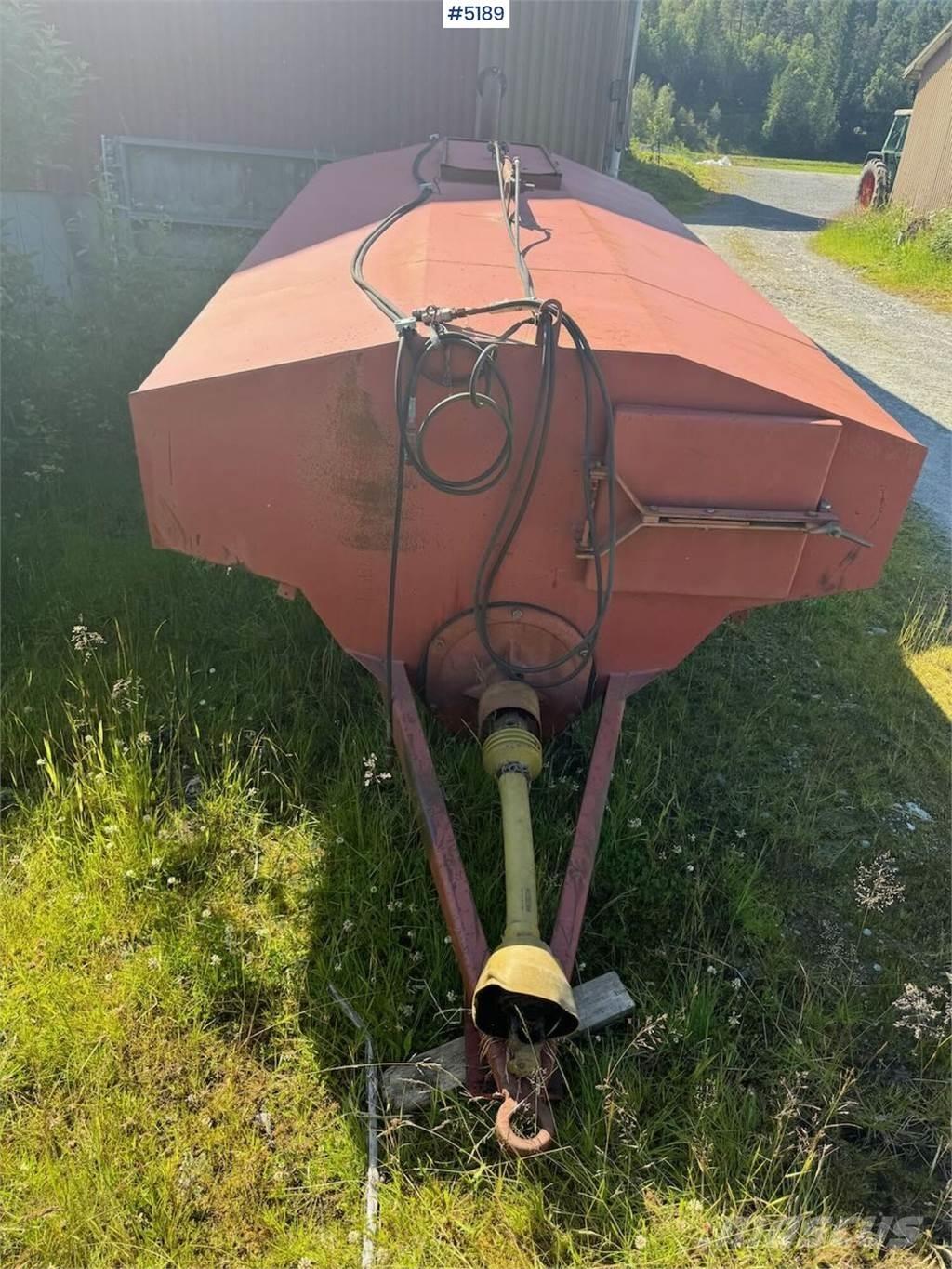 Moelven 606 Mechanické sejačky