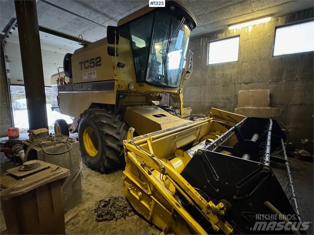 New Holland TC52 Kombinované zberacie stroje