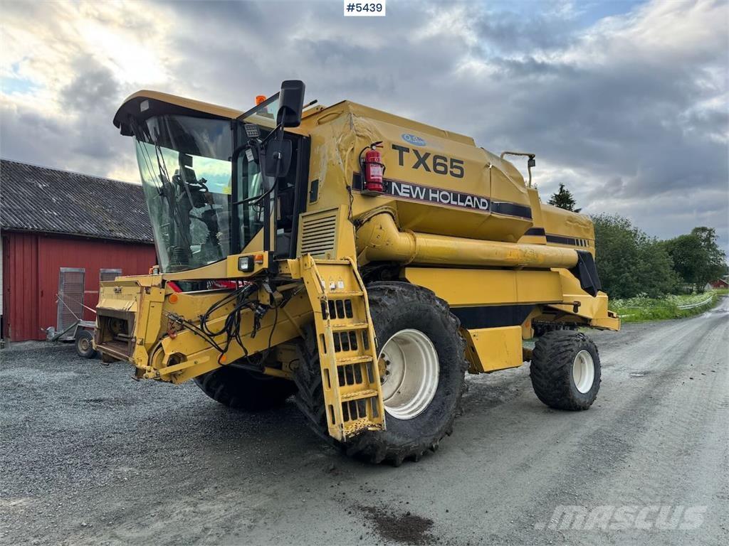 New Holland TX65 Kombinované zberacie stroje