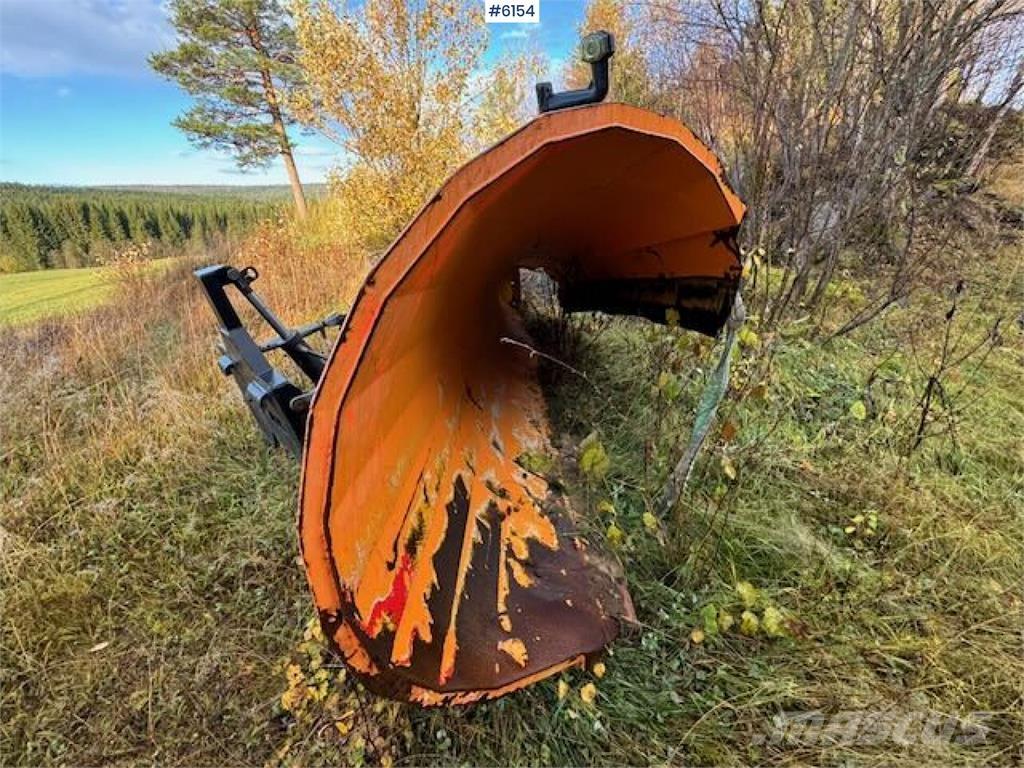  Øveraasen D2285 B Snežné pluhy, predné snežné radlice