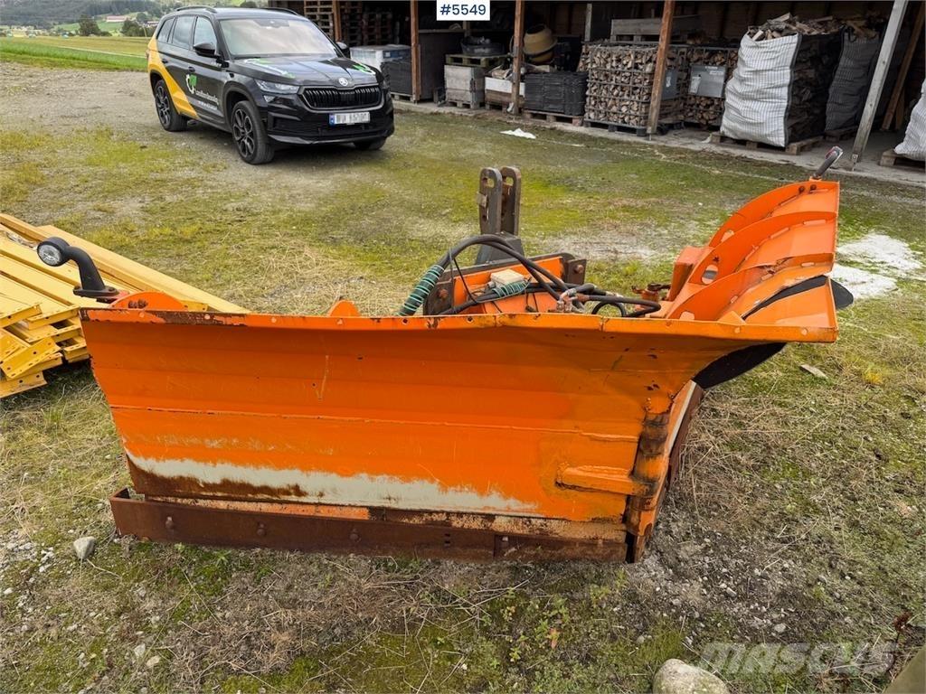 Padagas SSVL 32 Snežné pluhy, predné snežné radlice