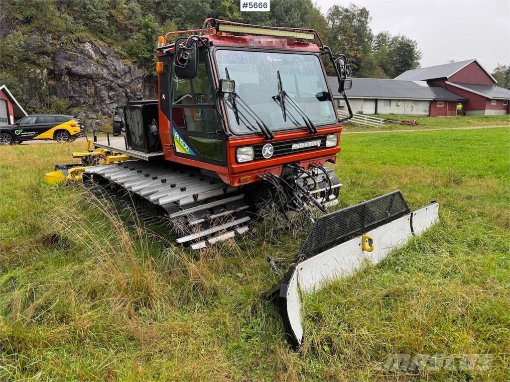 Pisten Bully 150D Snežné pluhy, predné snežné radlice