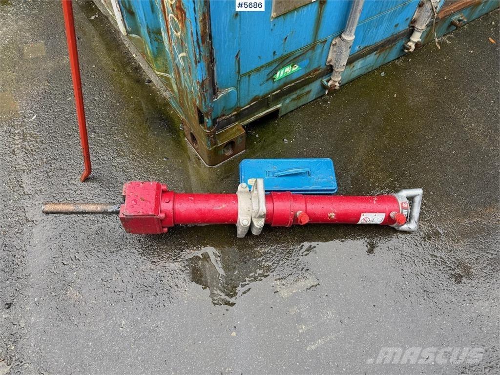 Powerpack 2x850 Ďalšie stroje na spracovanie pôdy a príslušenstvo