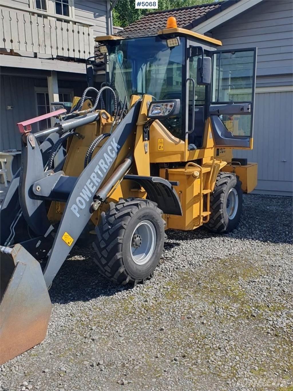 Powertrack L36 Kolesové nakladače