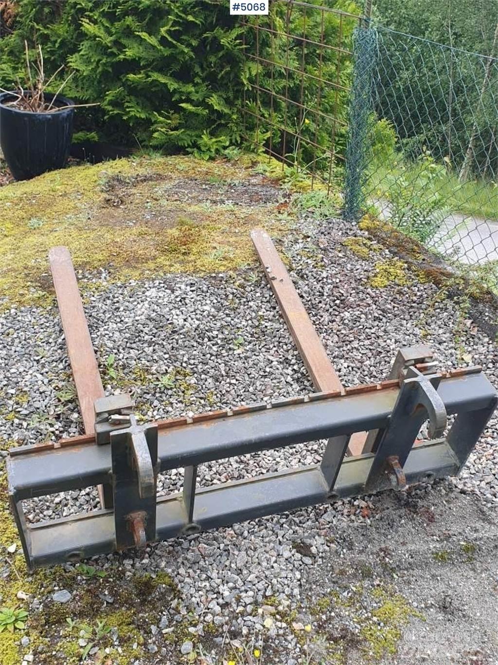 Powertrack L36 Kolesové nakladače