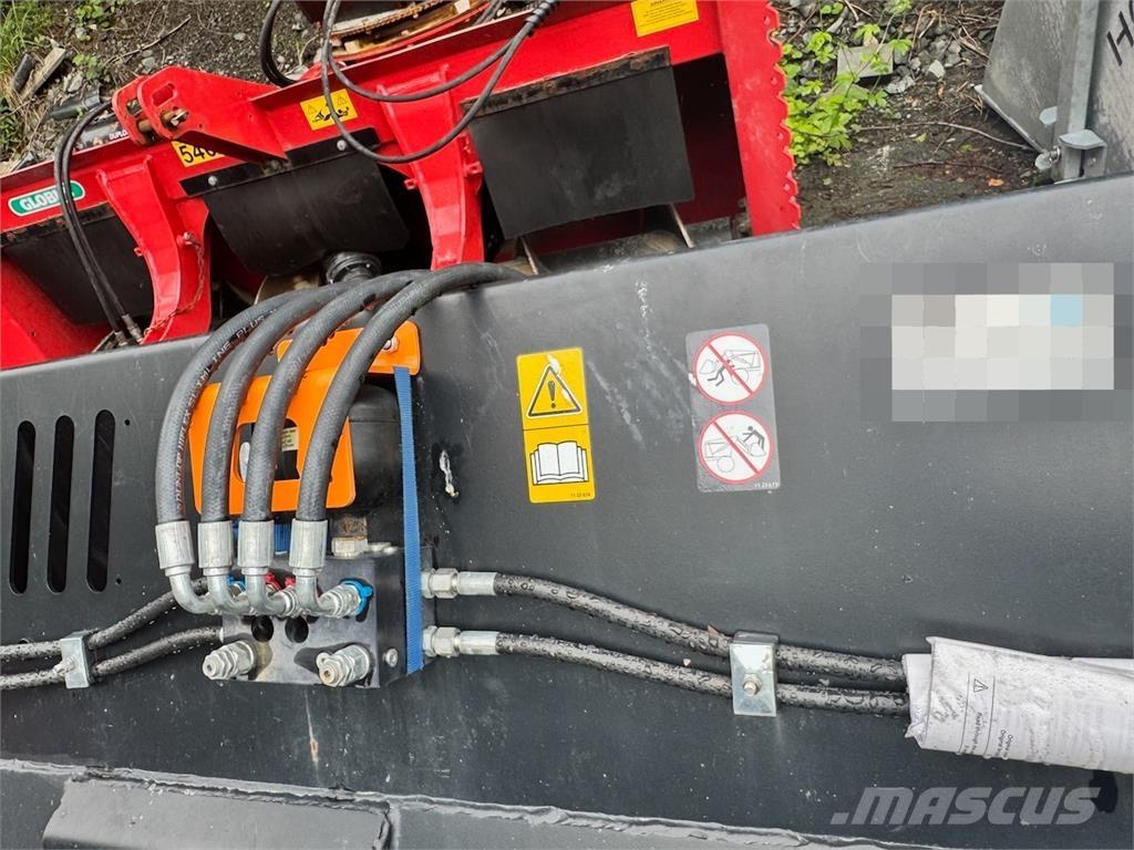 Quicke SC M+ 230 Snežné pluhy, predné snežné radlice