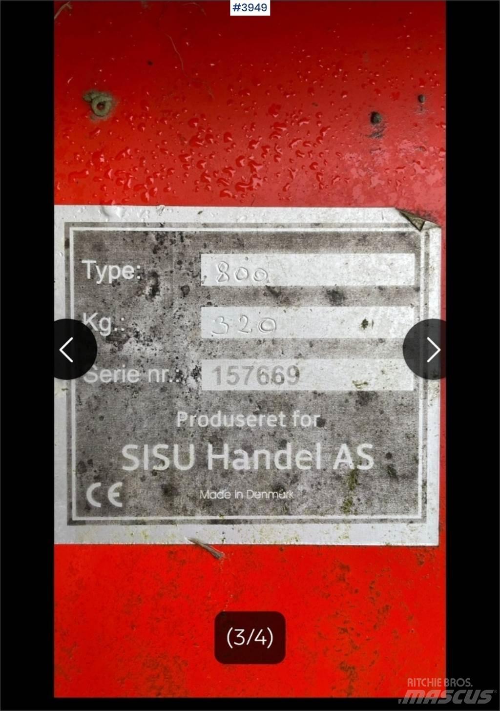Sisu 800 Ďalšie cestné a snežné stroje