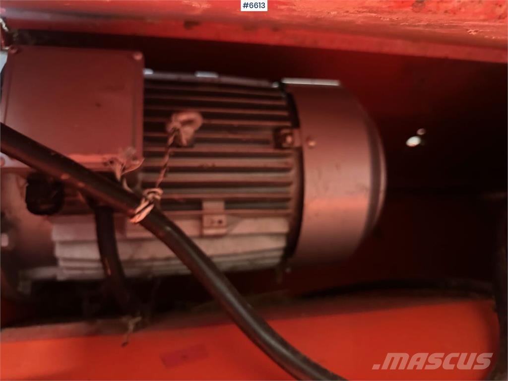 TKS K2 Ďalšie vyorávače, príslušenstvo