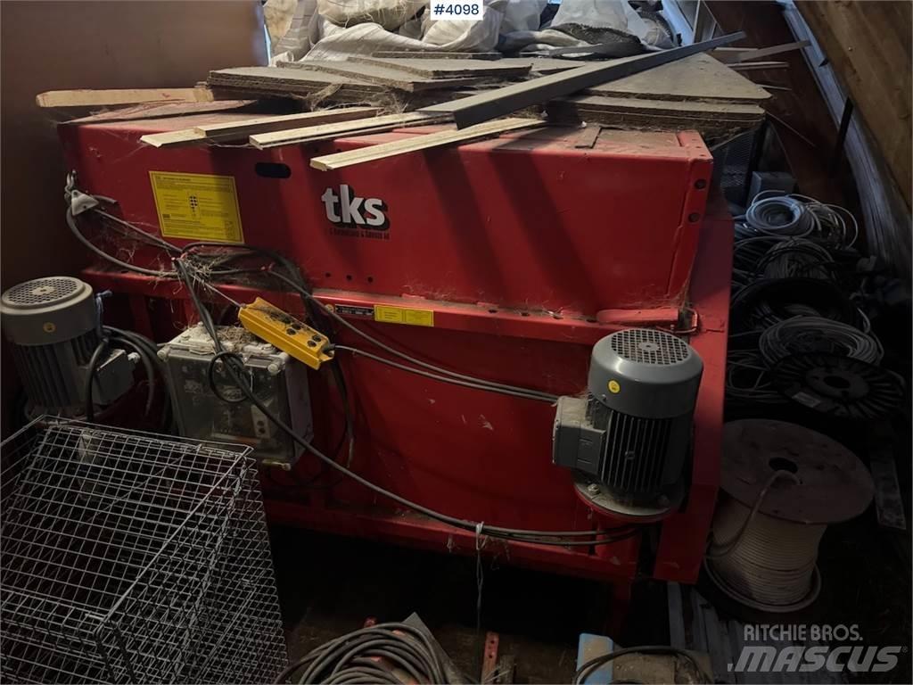 TKS R-150 Ďalšie vyorávače, príslušenstvo