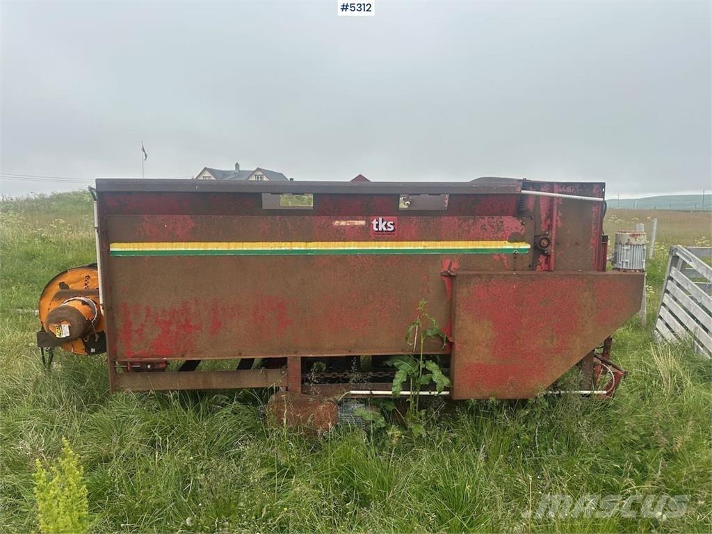 TKS R-150 Ďalšie vyorávače, príslušenstvo