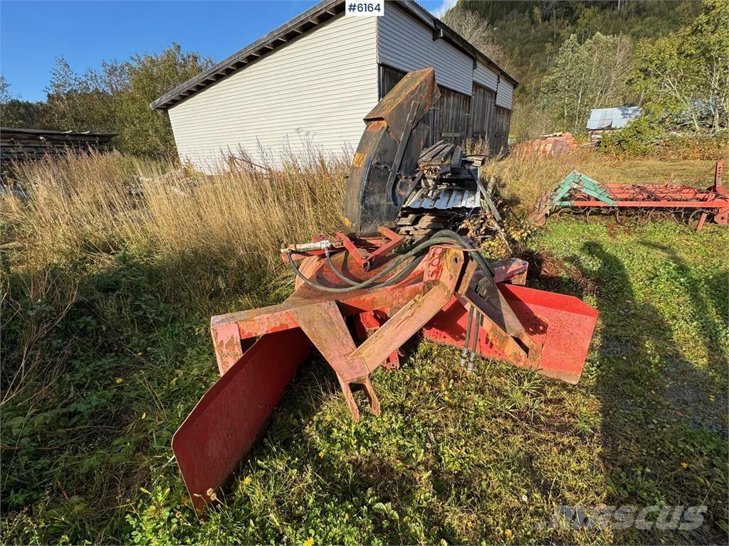  to-trinns Snøfres Snežné pluhy, predné snežné radlice