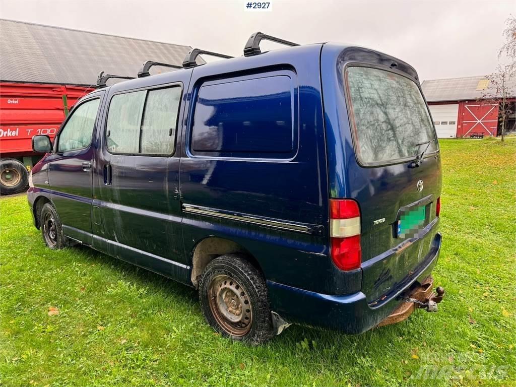 Toyota Hiace Iné