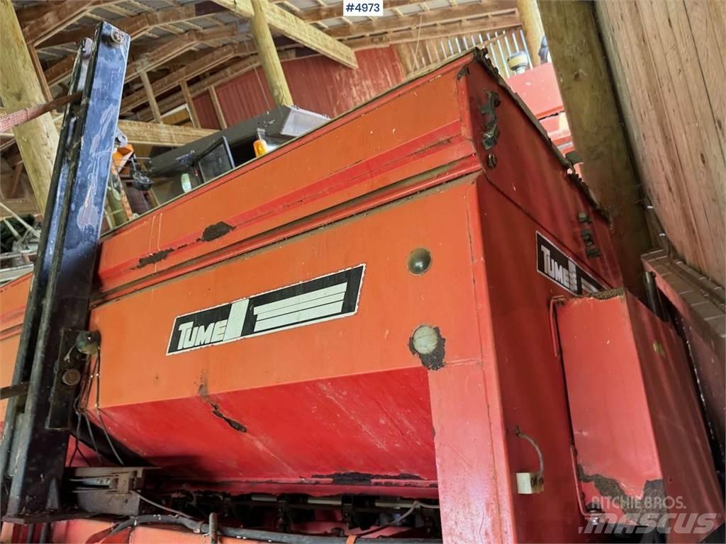 Tume HKL 3000 Mechanické sejačky