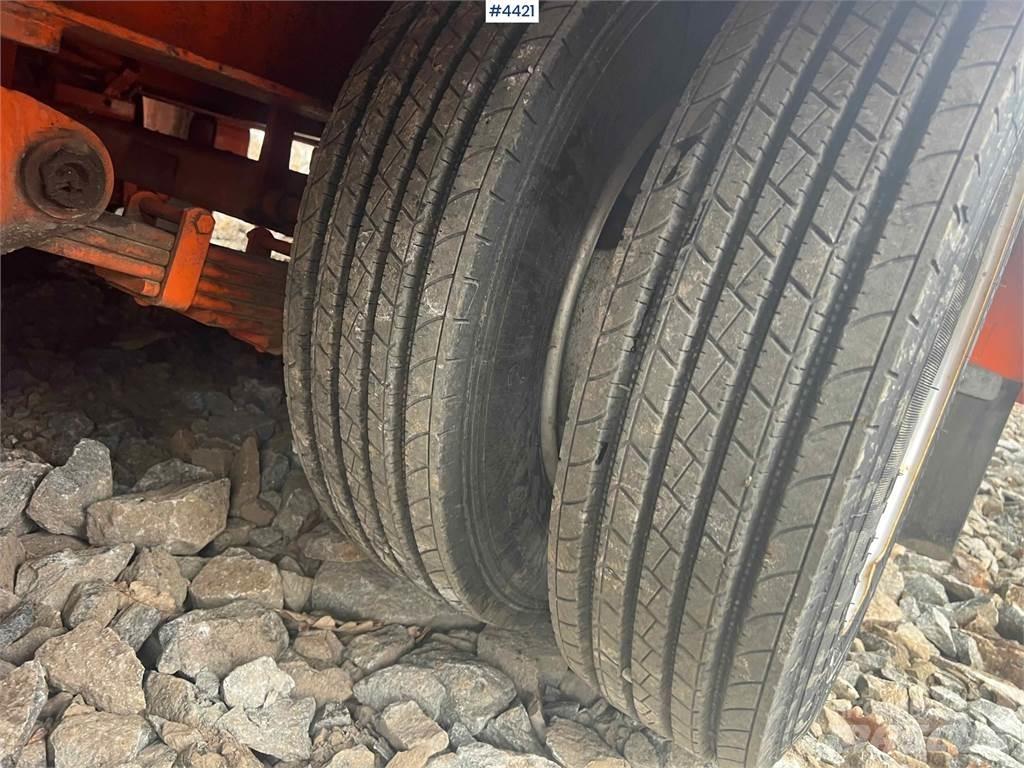 Tyrone Trailers Nízko rámové nákladné automobily