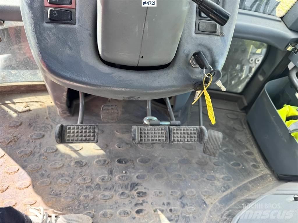 Valtra N142 Traktory
