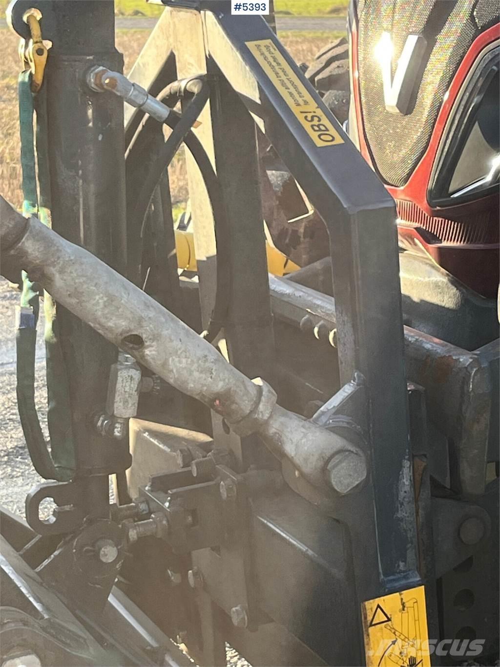 Valtra T174E Traktory