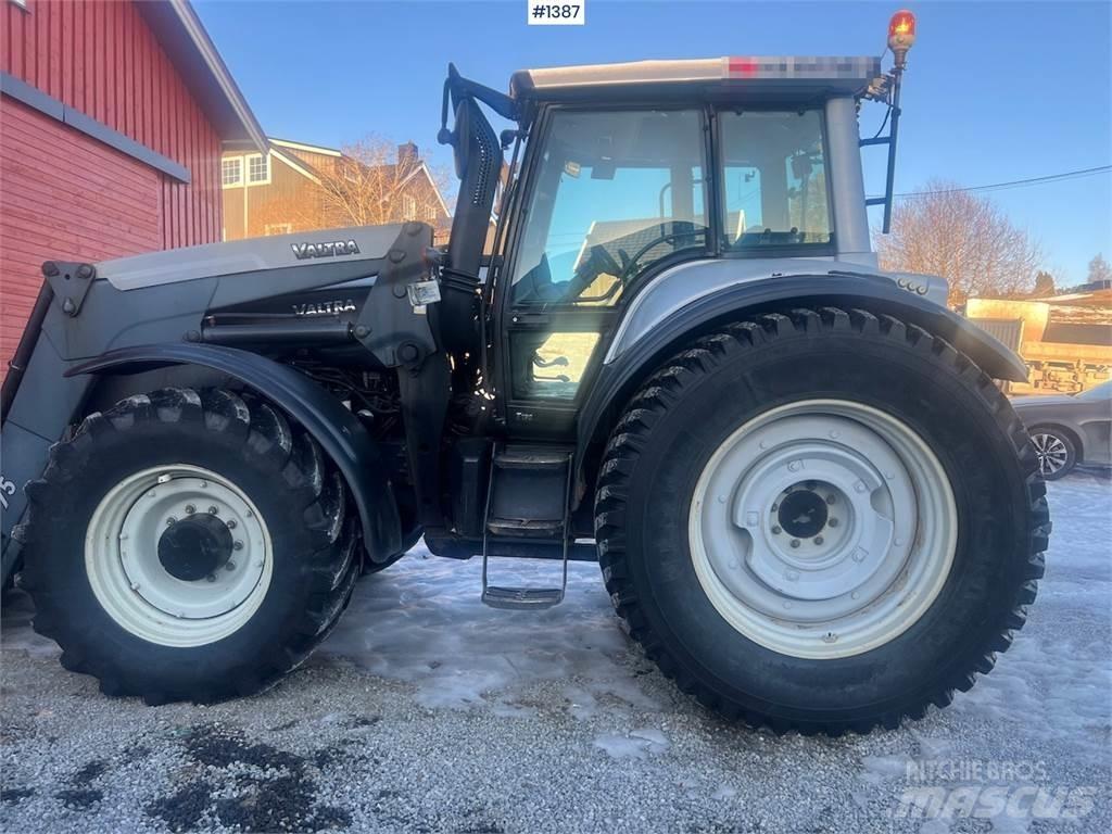 Valtra T190 Traktory