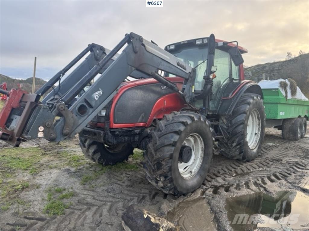 Valtra T190 Traktory