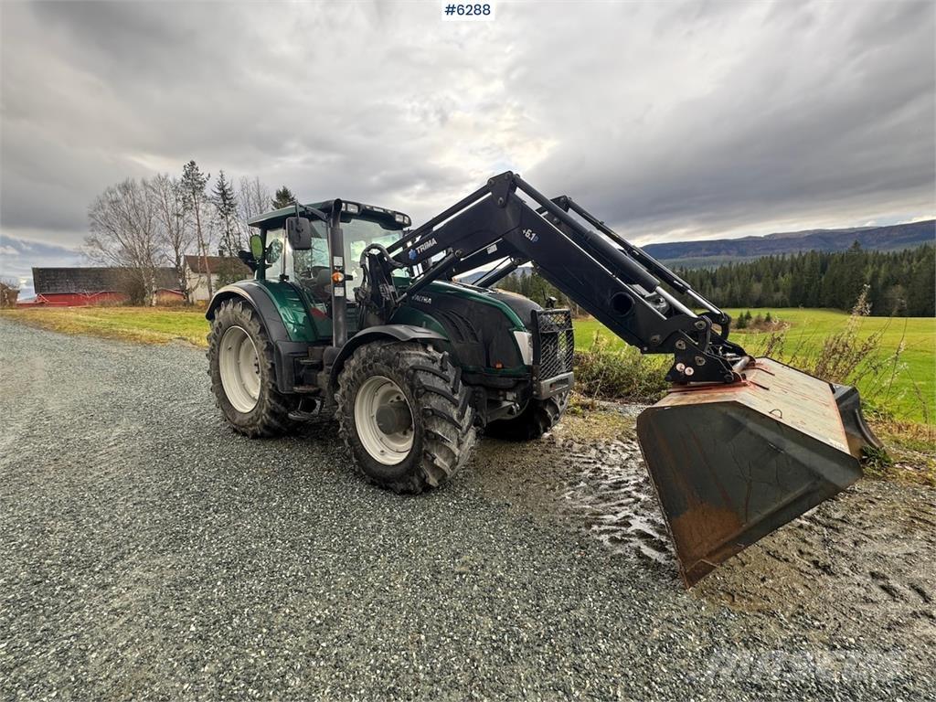 Valtra T203 Traktory