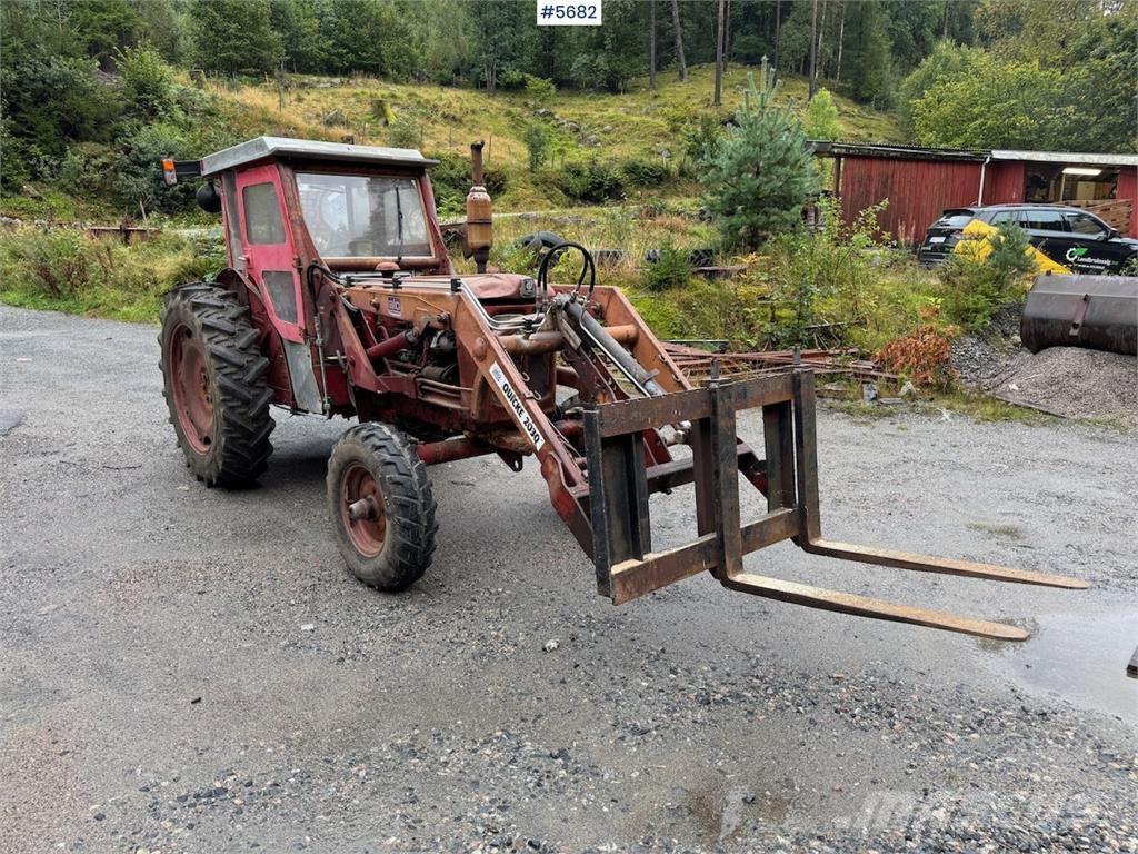 Volvo 400 Buster Traktory