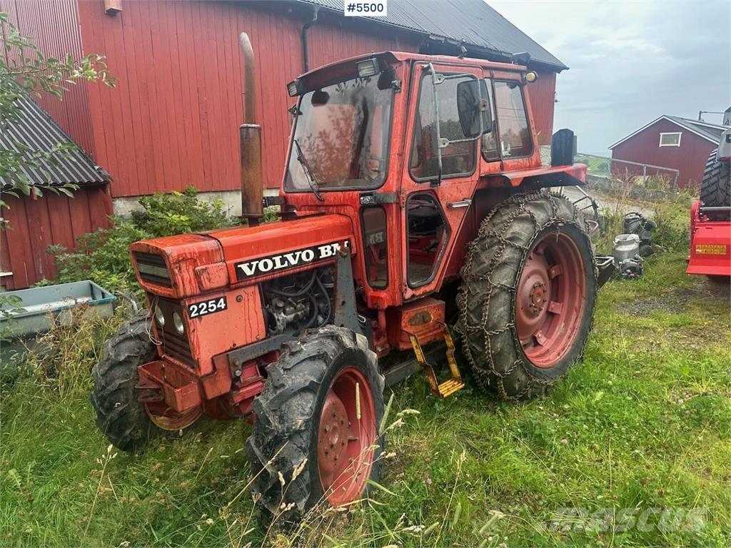 Volvo BM 2254 Traktory