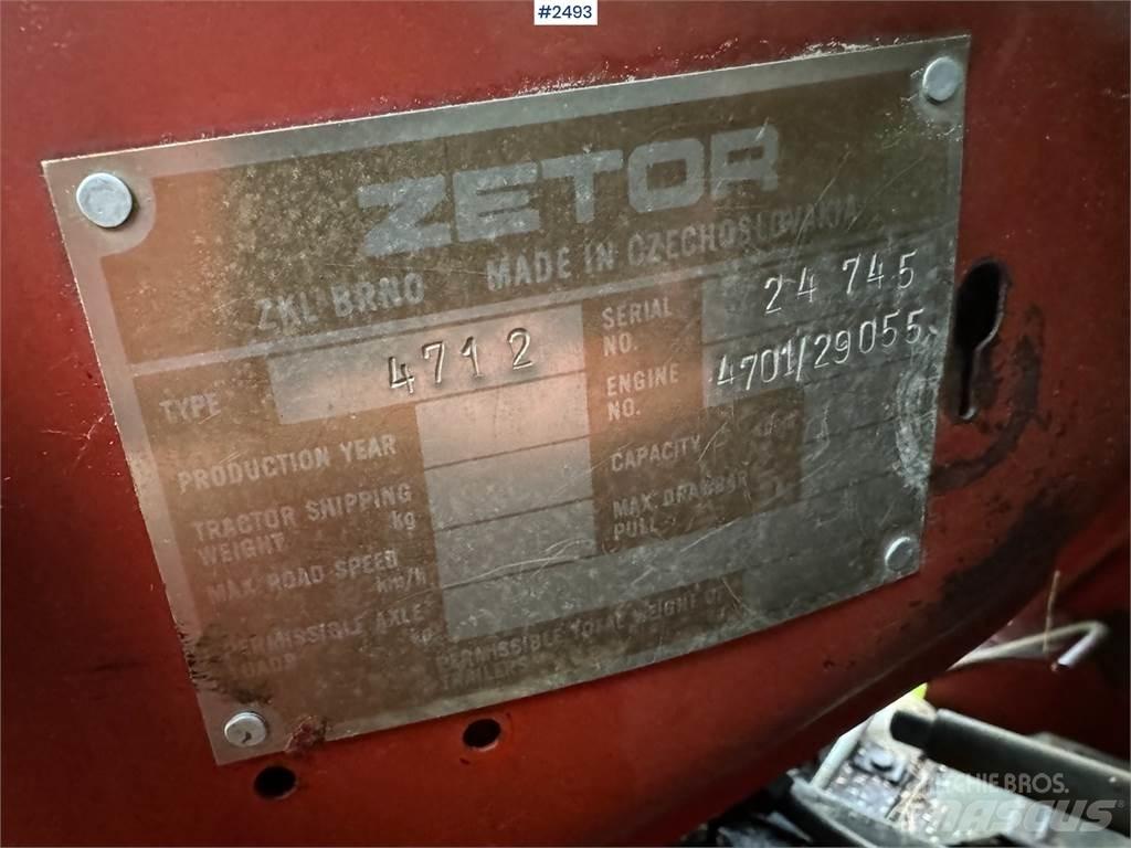 Zetor 4712 Traktory
