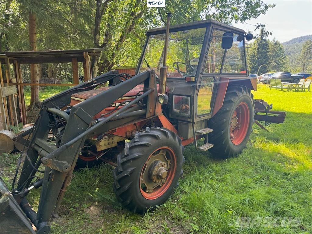Zetor 5945 Traktory