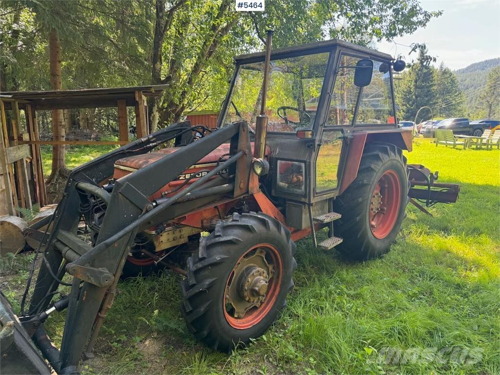 Zetor 5945 Traktory