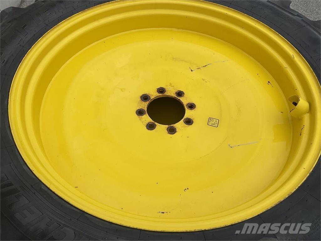  14.9R24 - 380/80R38 Pneumatiky, kolesá a ráfiky