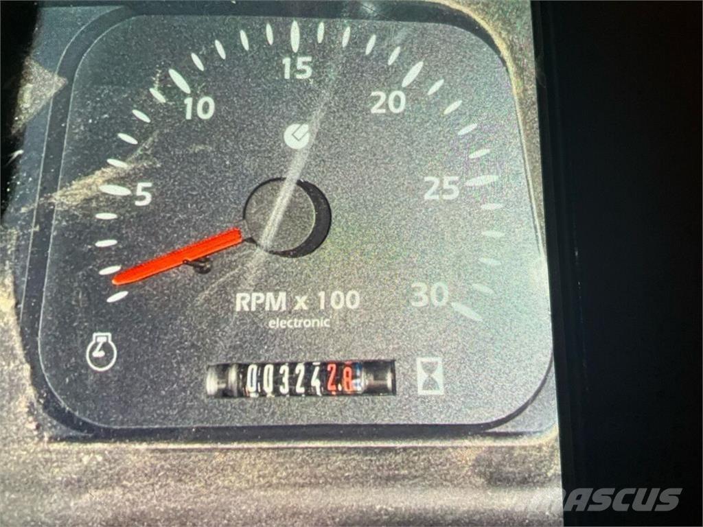  Aiglon 80 Kĺbové plošiny