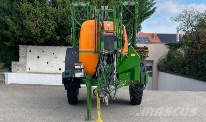 Amazone UG 3000 Ťahané postrekovače