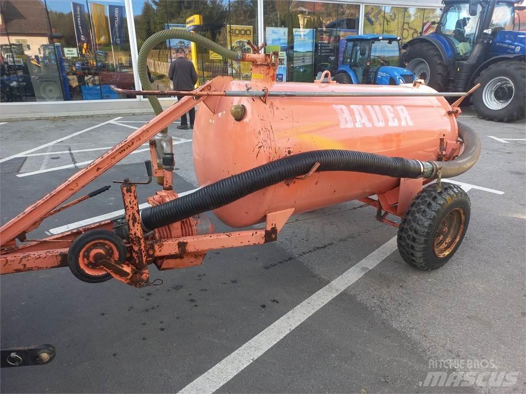 Bauer 1700 Aplikačné cisterny