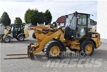 CAT 907M Kolesové nakladače
