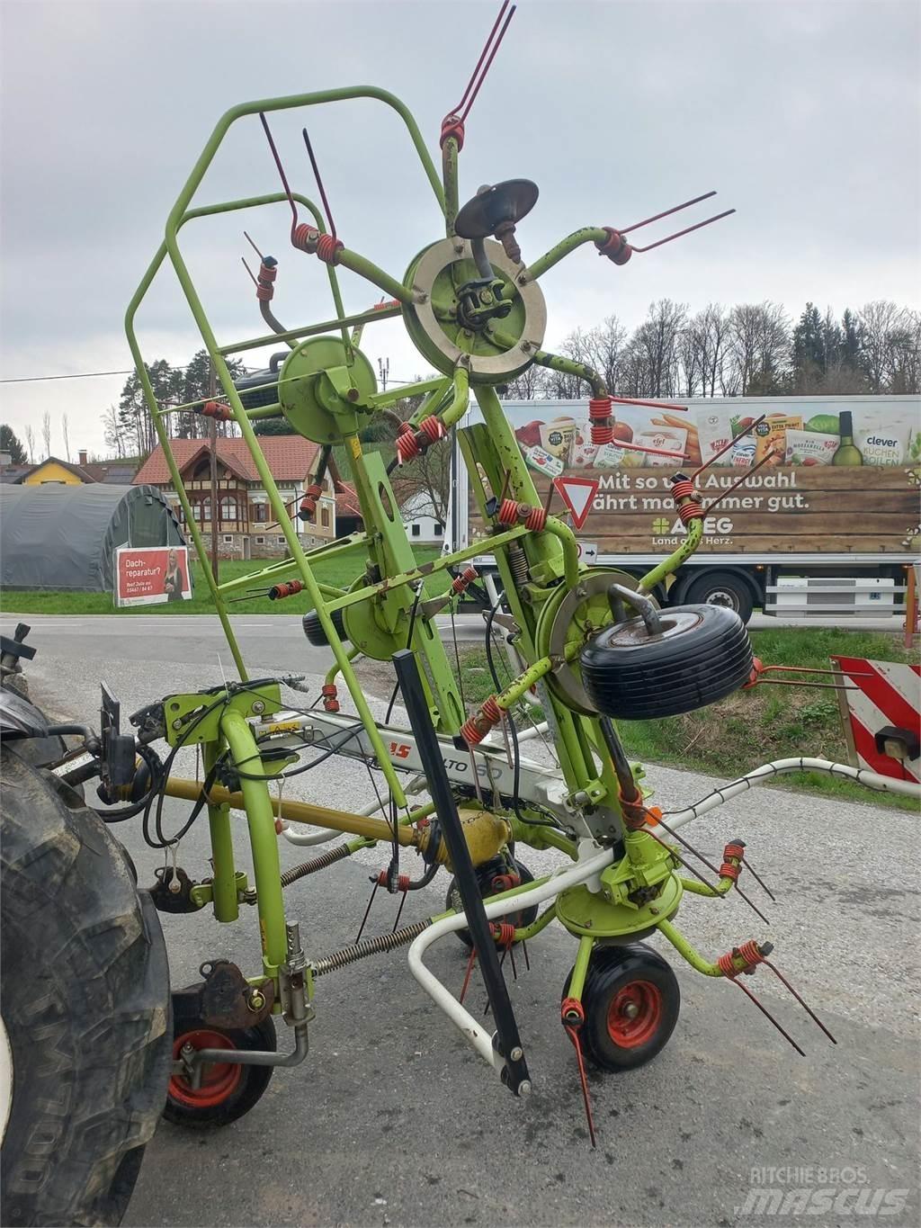 CLAAS Volto 600 Obracače a zhrabovače sena
