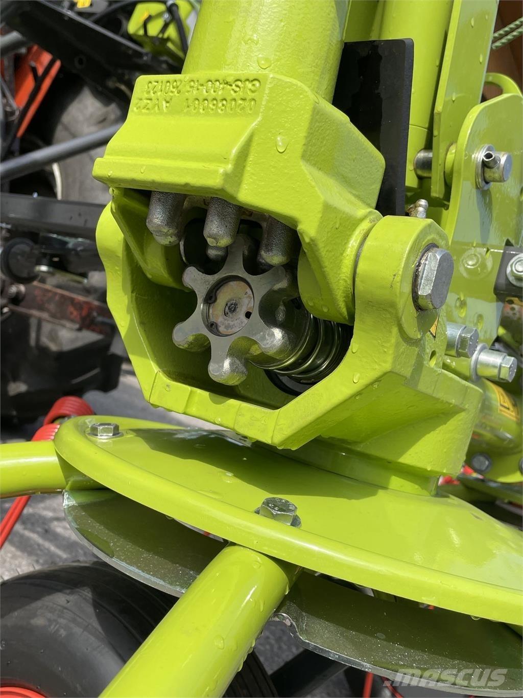 CLAAS VOLTO 65 Obracače a zhrabovače sena