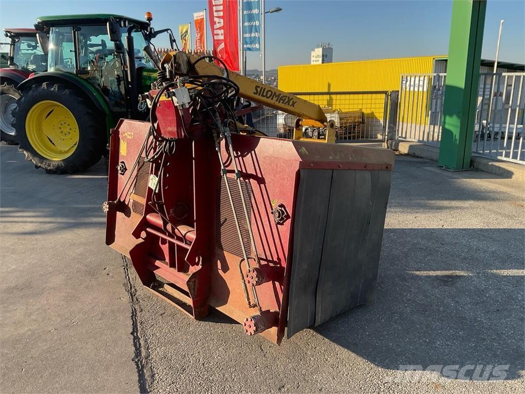  D220H Ďalšie poľnohospodárske stroje