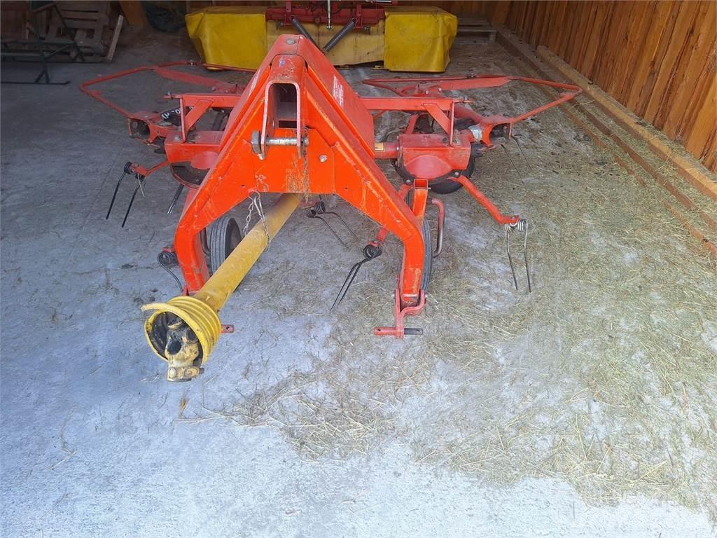 Deutz-Fahr  Obracače a zhrabovače sena