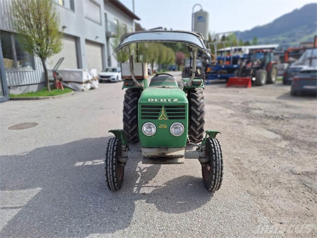 Deutz-Fahr 3006 Traktory
