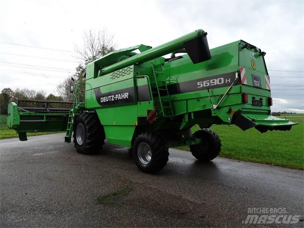 Deutz-Fahr 5690 H Kombinované zberacie stroje