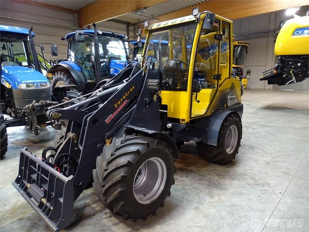 Eurotrac W 13 Čelné nakladače a rýpadlá