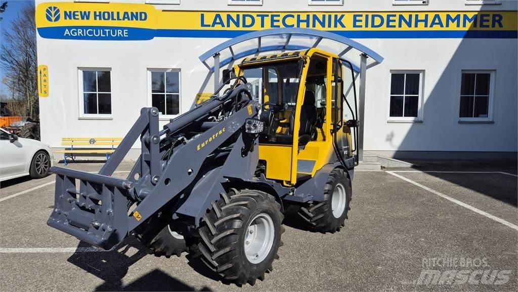 Eurotrac W12 s Čelné nakladače a rýpadlá