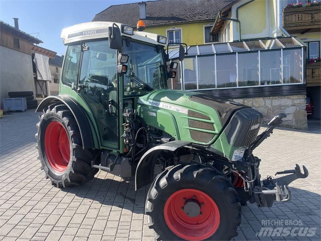 Fendt 210 F Profi Traktory