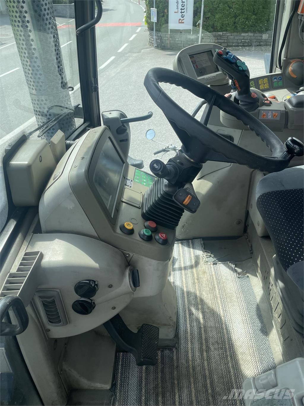 Fendt 415 Vario Traktory