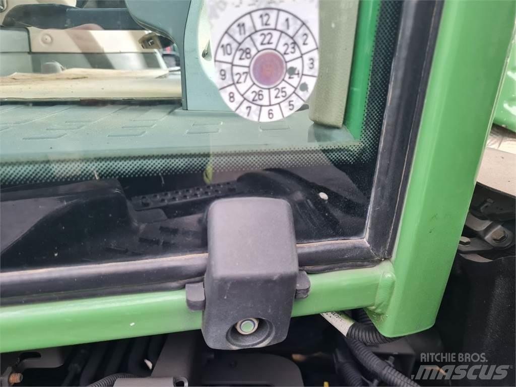 Fendt 516 Vario Traktory