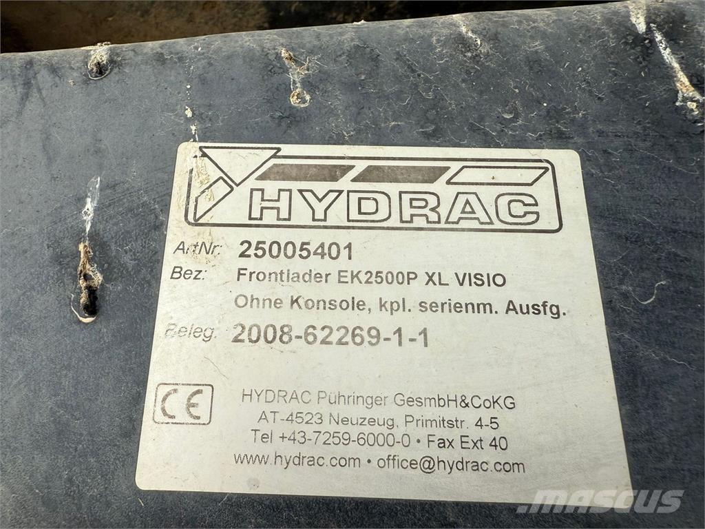 Fendt 718 Vario Traktory