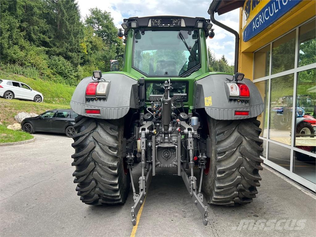 Fendt 930 Vario Traktory