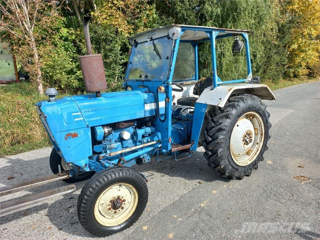 Ford 2600 Traktory