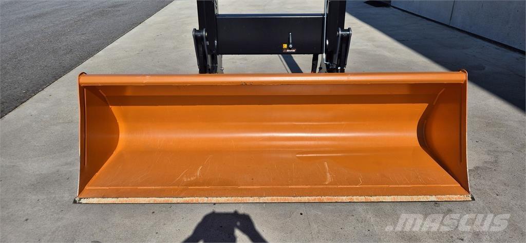 Hauer ES 2400 Ďalšie príslušenstvo traktorov