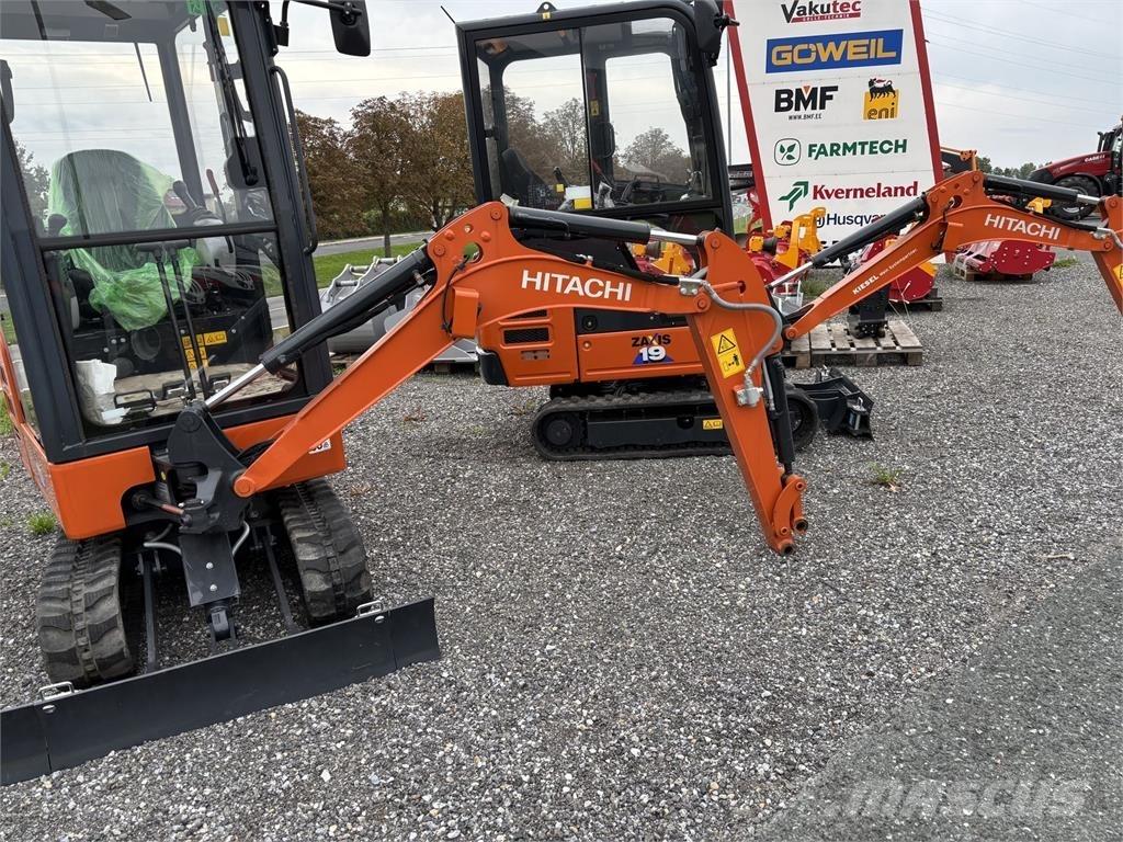 Hitachi ZX19-6 Pásové rýpadlá